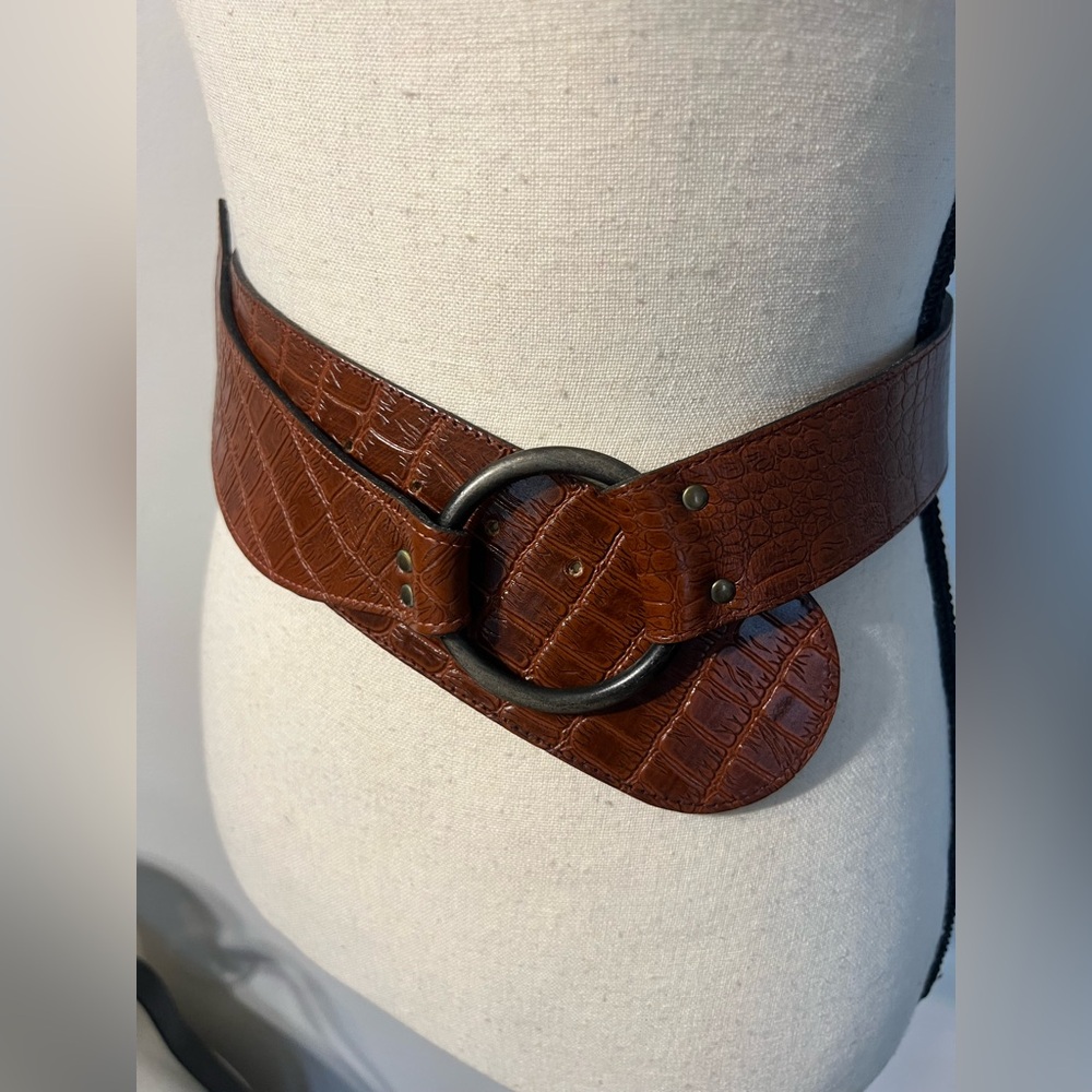 Wide Cognac Croc-Embossed Waist Belt with Round Metal Ring